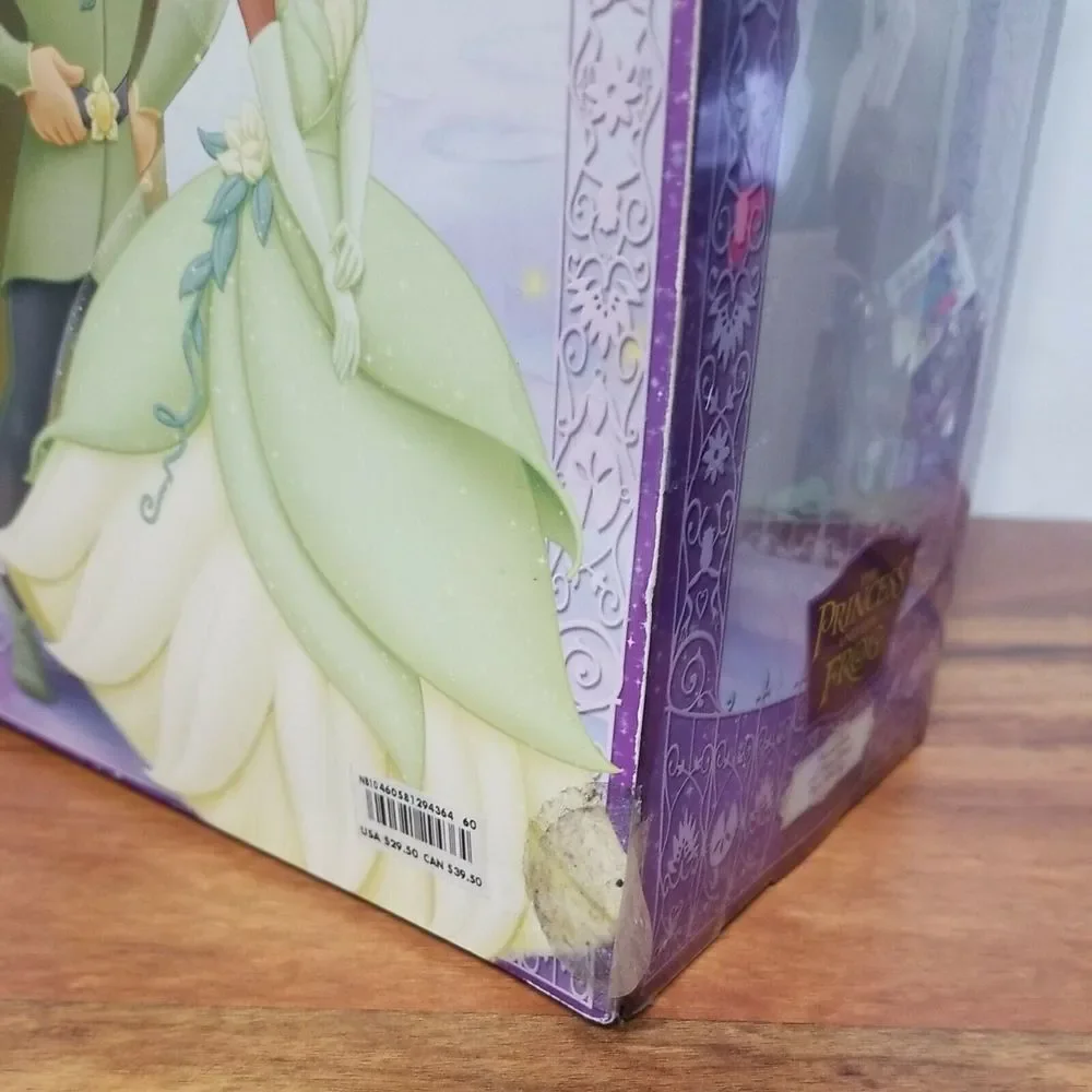 TIANA & NAVEEN ROYAL WEDDING Dolls Princess and the Frog Disney Store 2010 READ.